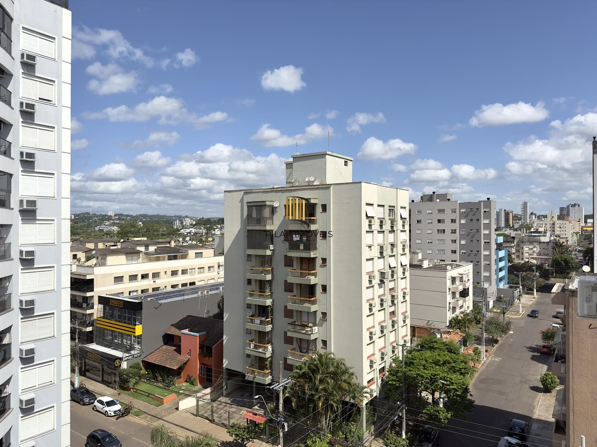 APARTAMENTO DE 2 DORMITÓRIOS, SENDO 1 SUÍTE E 2 VAGAS DE GARAGEM
