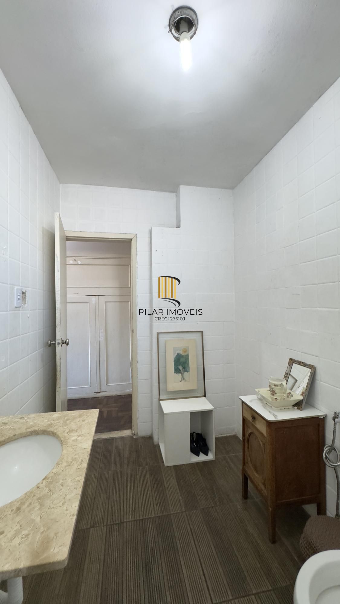APARTAMENTO 3 DORMITÓRIOS COM LINDA VISTA DA CATEDRAL NO CENTRO HISTÓRICO