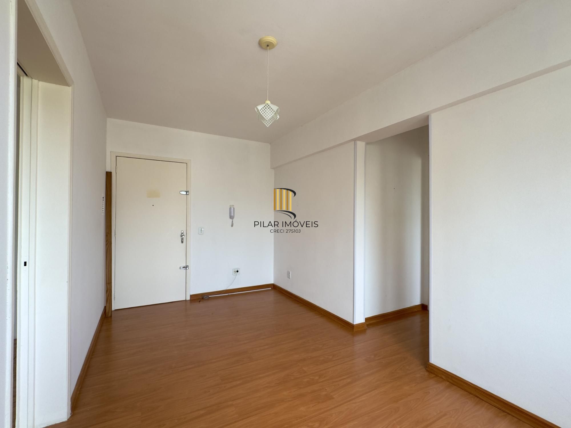 Apartamento 1 dormitório com vista para o Guaíba no Centro Histórico