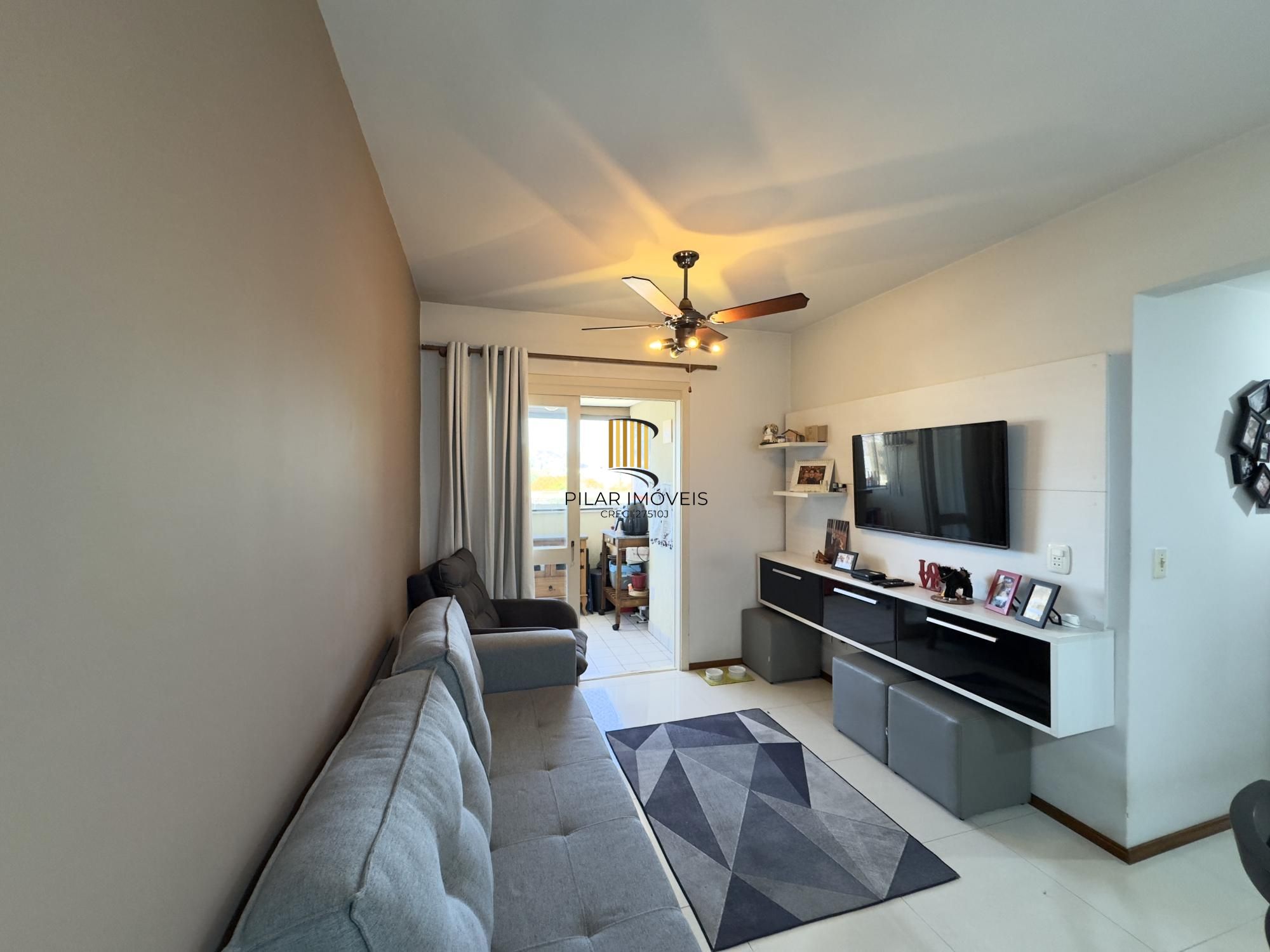 Apartamento 2 dormitórios, com lavabo e vaga de garagem na Cidade Baixa