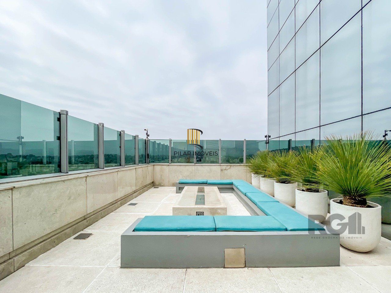 APARTAMENTO DE 38M² COM 1 DORMITÓRIO E 1 VAGA - BAIRRO PRAIA DE BELAS