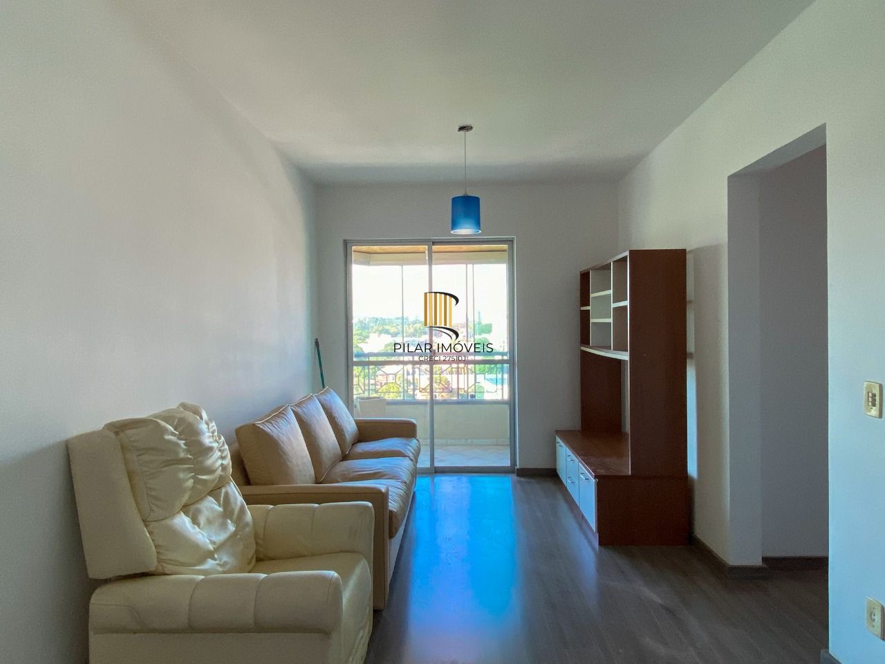Apartamento 2 dormitórios, com vaga de garagem na Avenida Cavalhada