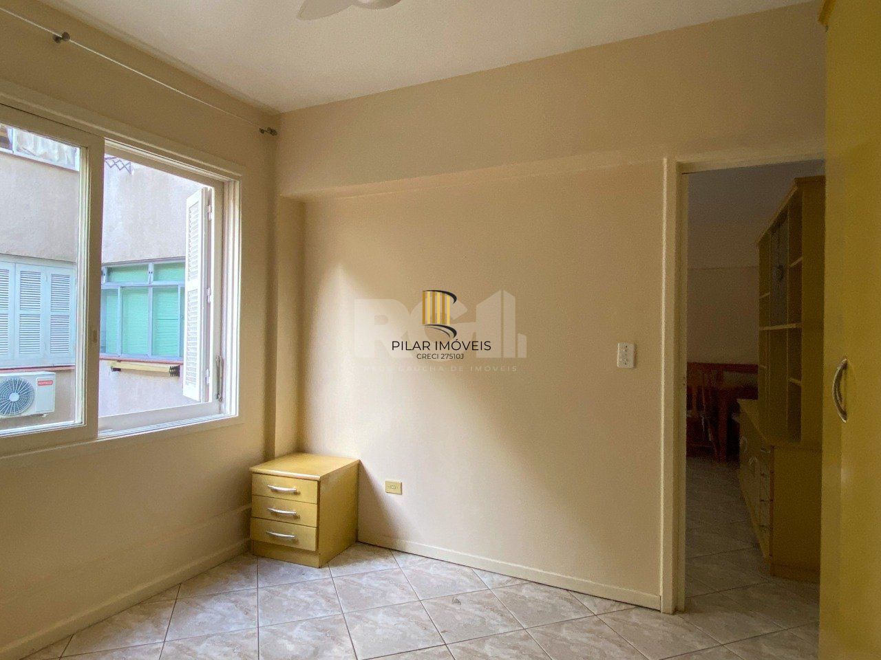 Apartamento 1 dormitório, em prédio com portaria, próximo à Usina do Gasômetro