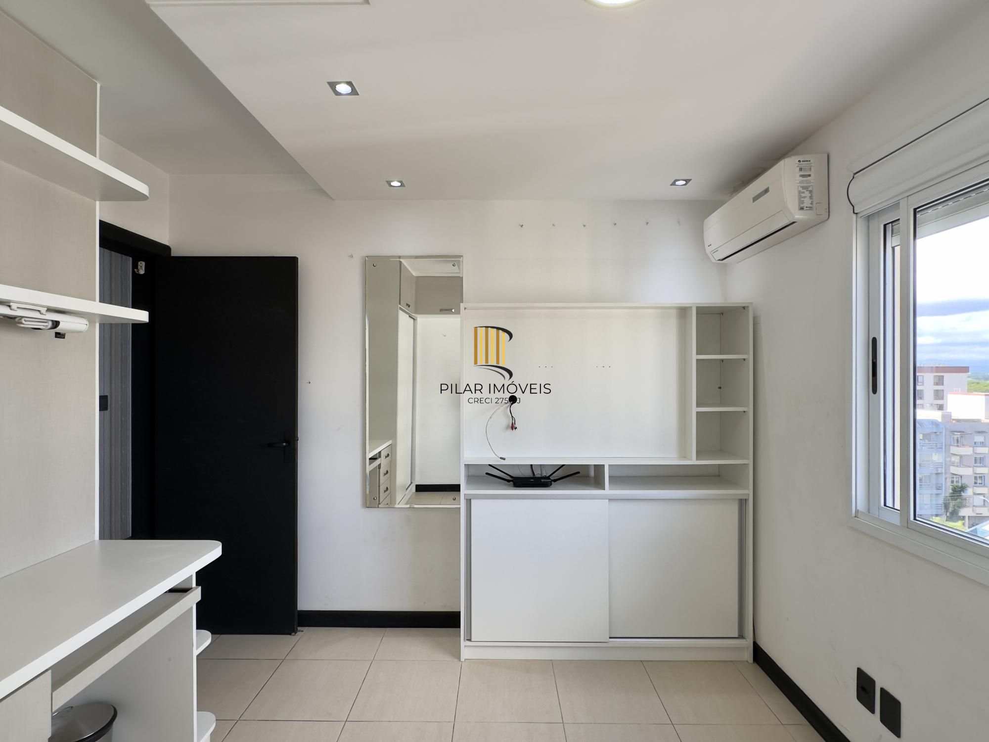 APARTAMENTO DE 2 DORMITÓRIOS, SENDO 1 SUÍTE E 2 VAGAS DE GARAGEM