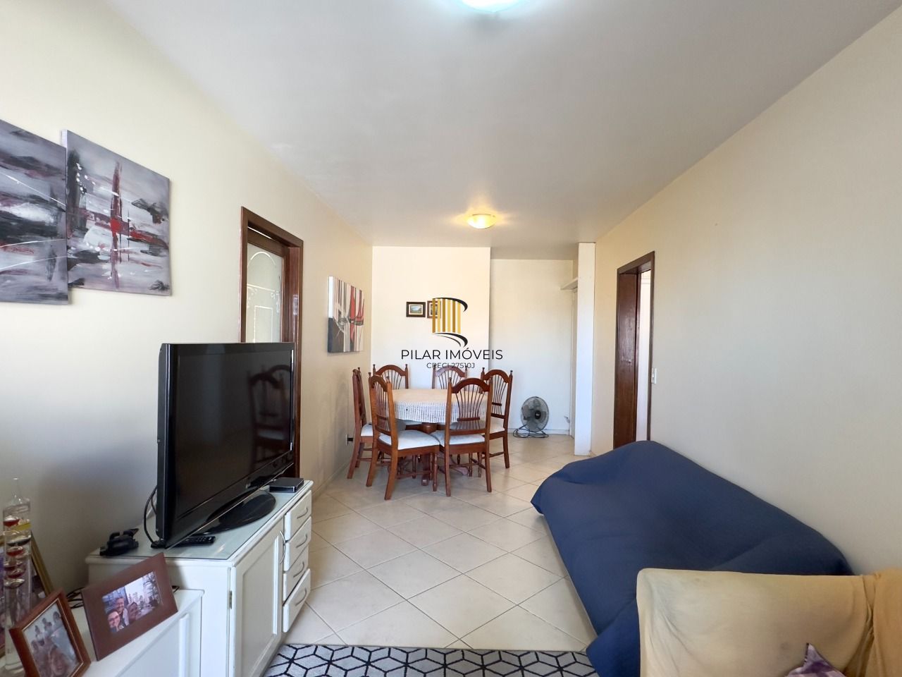 APARTAMENTO 2 DORMITÓRIOS COM LAVABO E VISTA DEFINIDA NO CENTRO HISTÓRICO