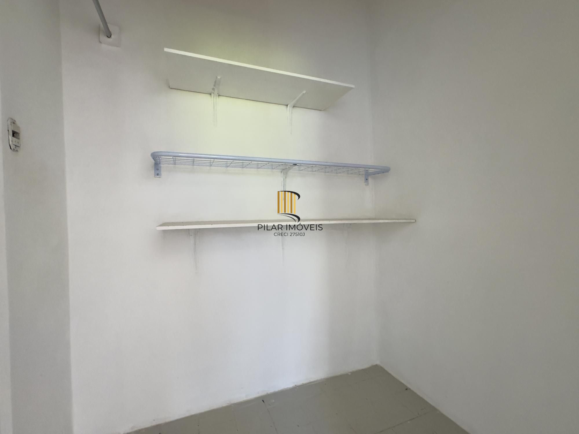 Apartamento 2 dormitórios super silencioso no Centro Histórico