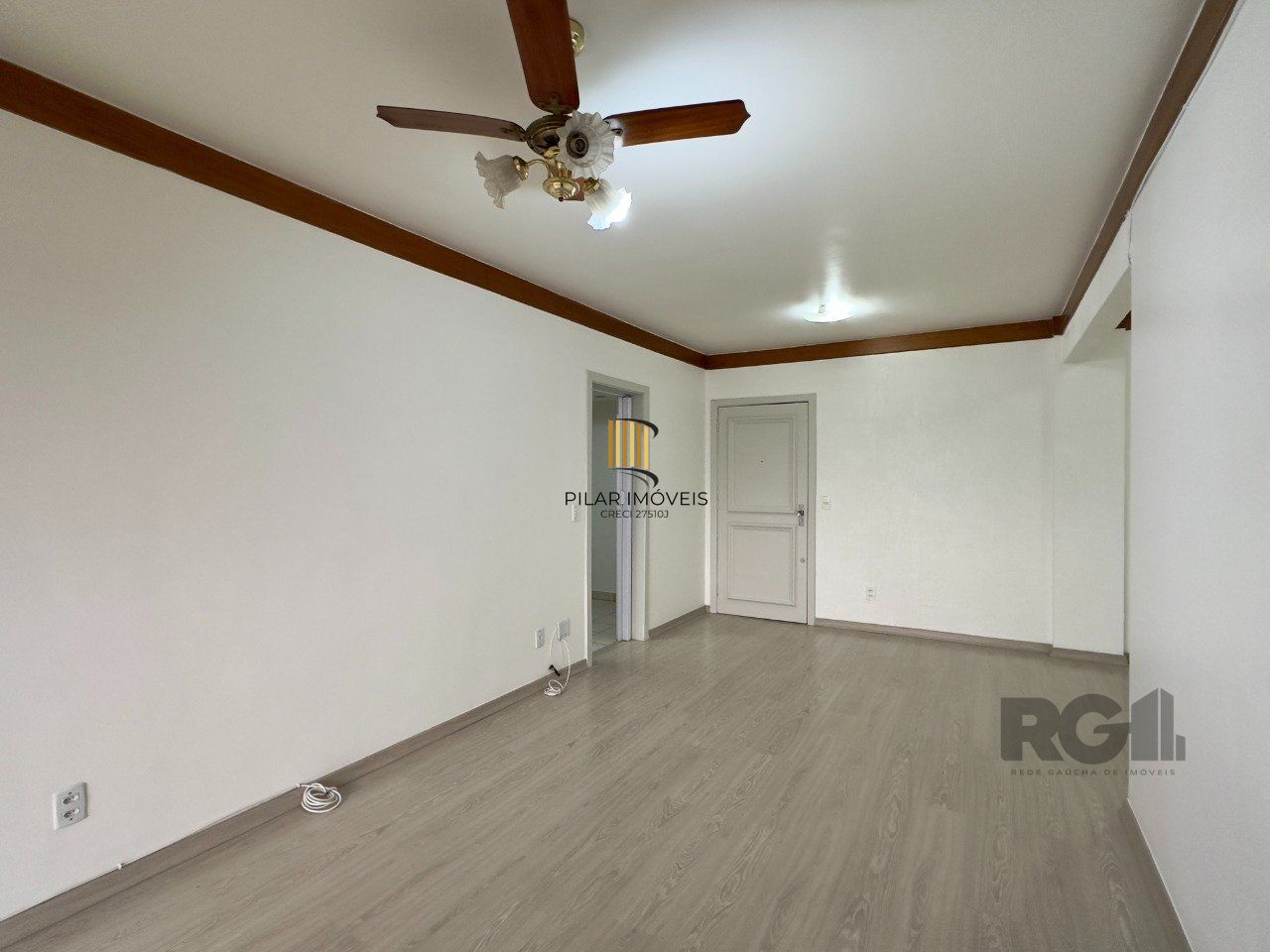 OPORTUNIDADE: APARTAMENTO 3 DORMITÓRIOS COM SUÍTE E VAGA DE GARAGEM NO MENINO DEUS