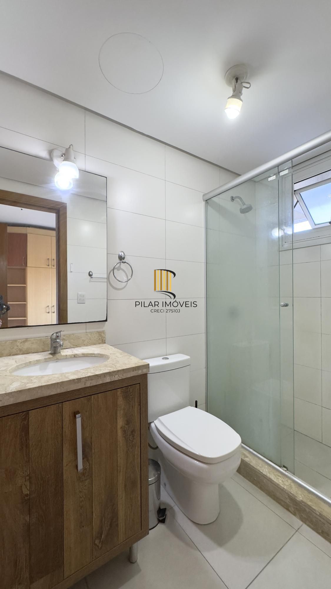 APARTAMENTO 2 DORMITÓRIOS, SENDO 1 SUÍTE COM VAGA DE GARAGEM NO BAIRRO SANTANA