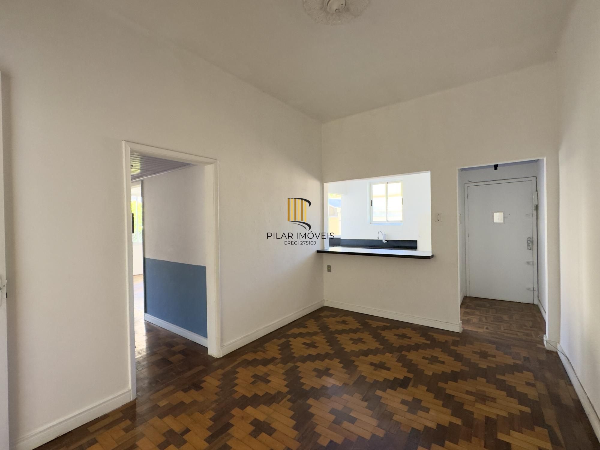 Apartamento 2 dormitórios super silencioso no Centro Histórico