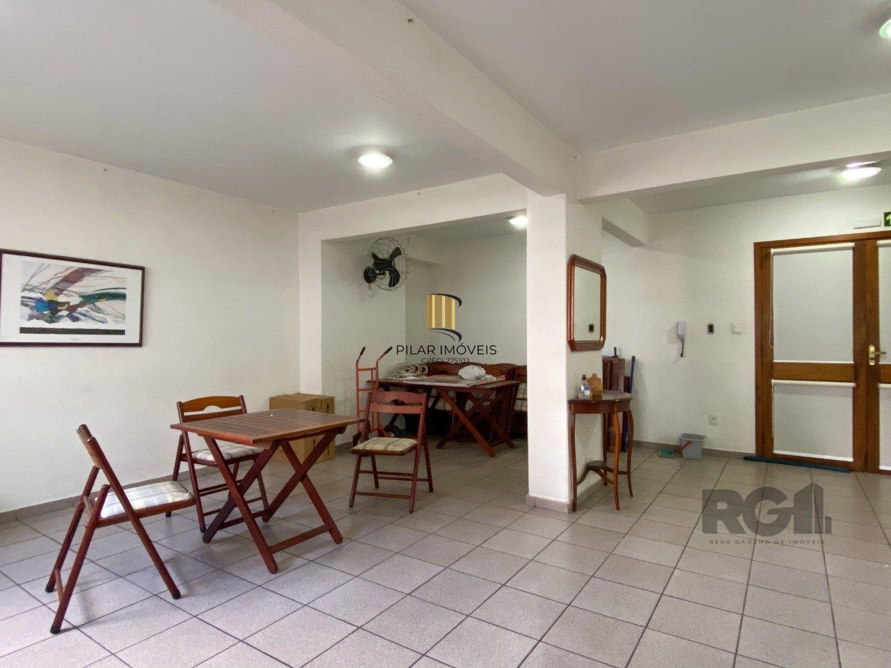 APARTAMENTO 1 DORMITÓRIO COM CHURRASQUEIRA E GARAGEM NO CENTRO HISTÓRICO