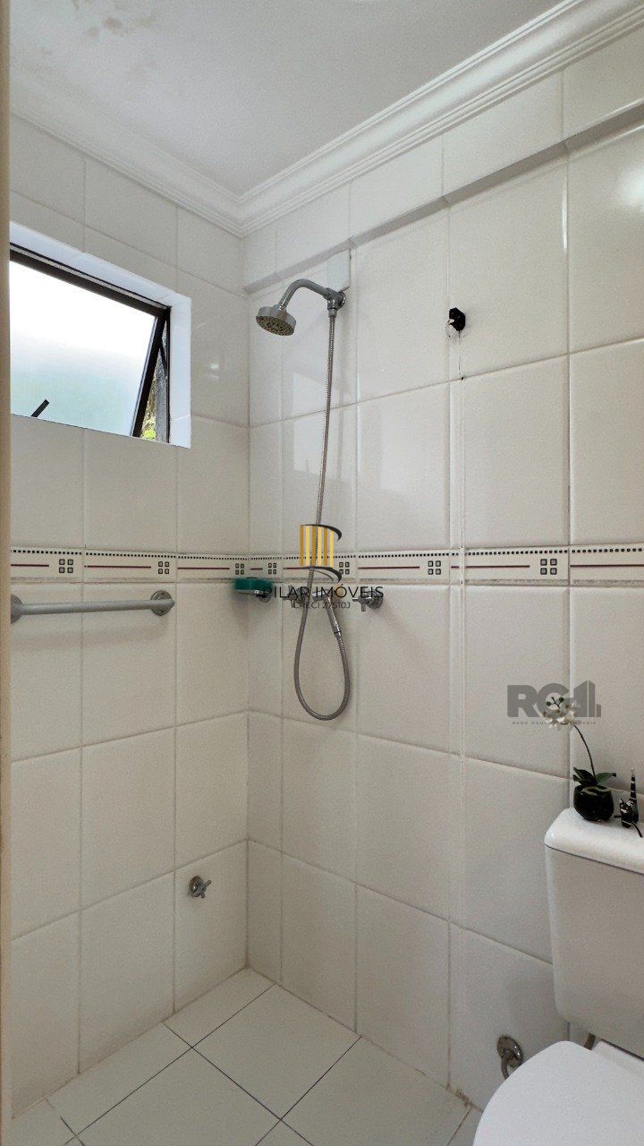 APARTAMENTO 2 DORMITÓRIOS, DE FRENTE, COM VAGA DE GARAGEM NO JARDIM BOTÂNICO