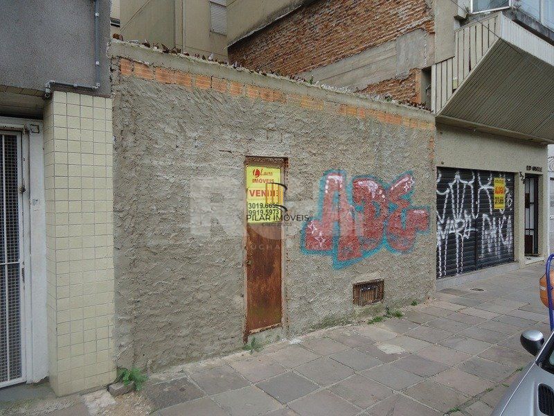 Terreno com projeto aprovado para construção de prédio no Centro Histórico