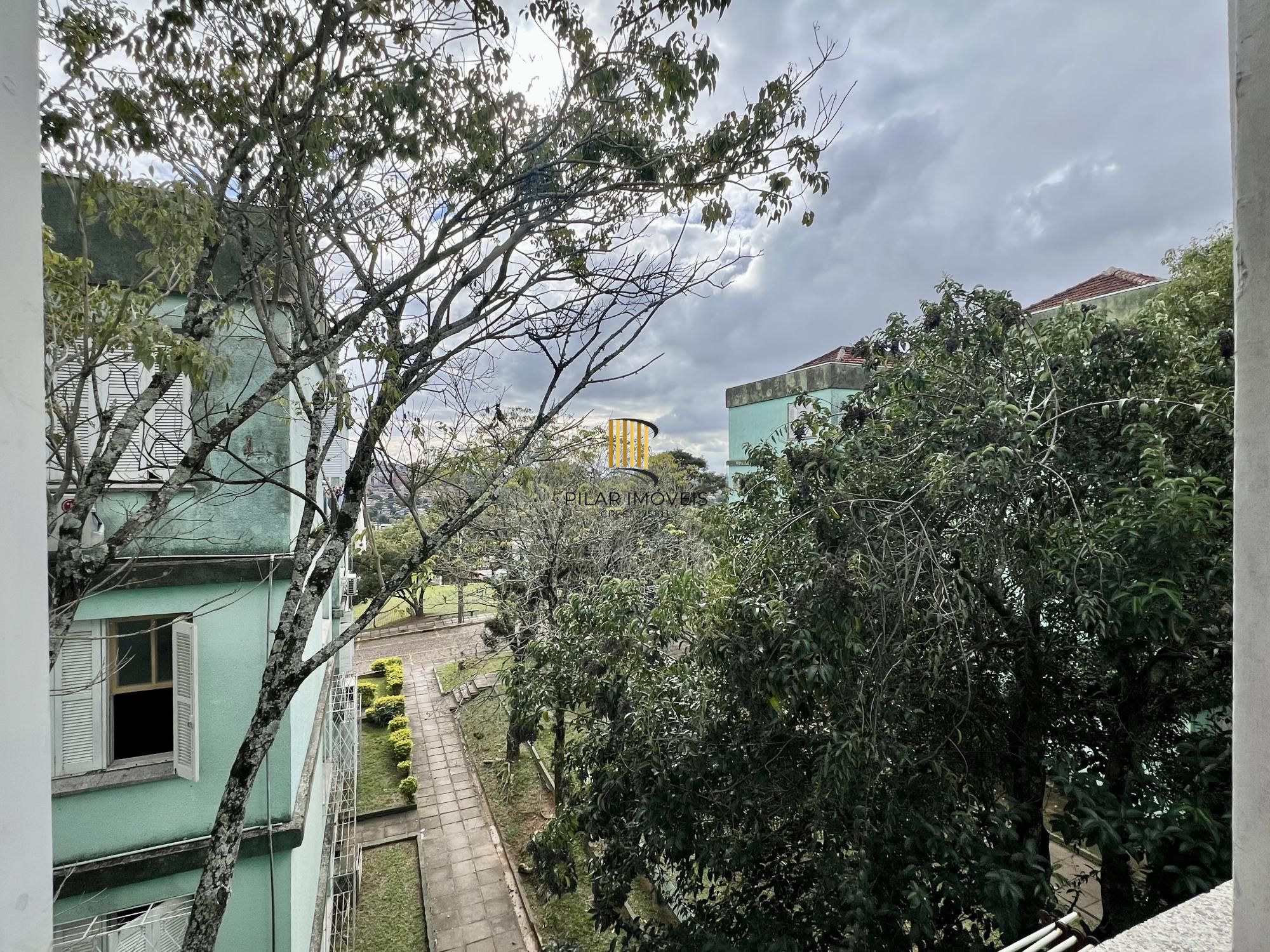 APARTAMENTO 3 DORMITÓRIOS