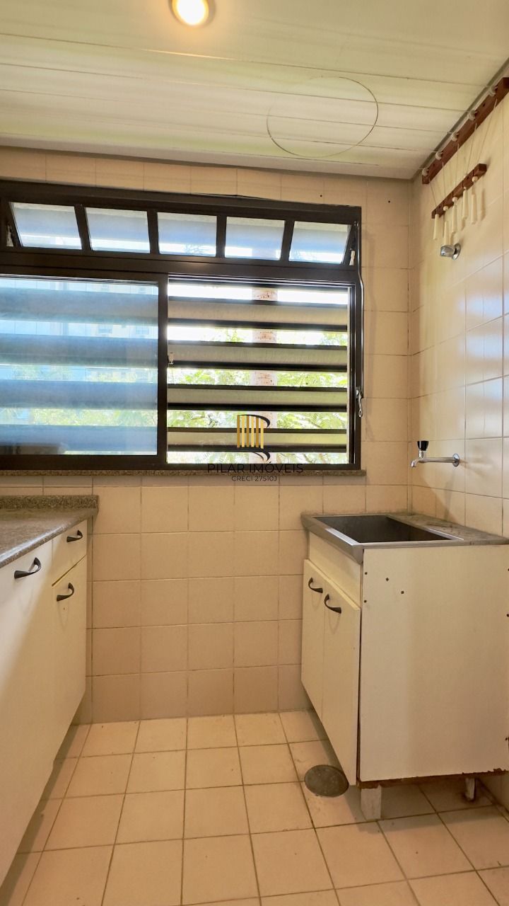 Apartamento 3 dormitórios no bairro Menino Deus