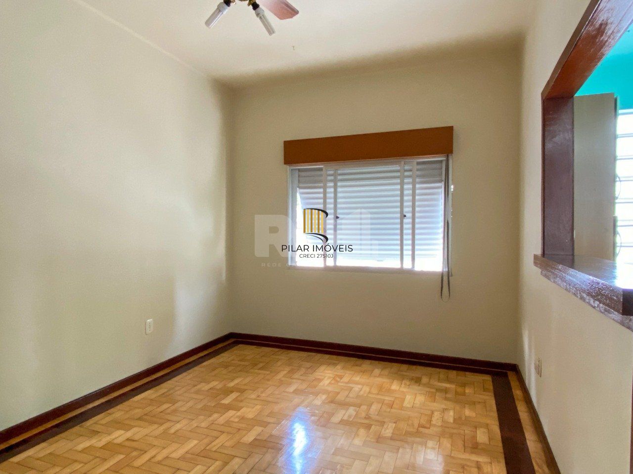 Apartamento 1 dormitório, de frente, com ótima posição solar, no Centro Histórico