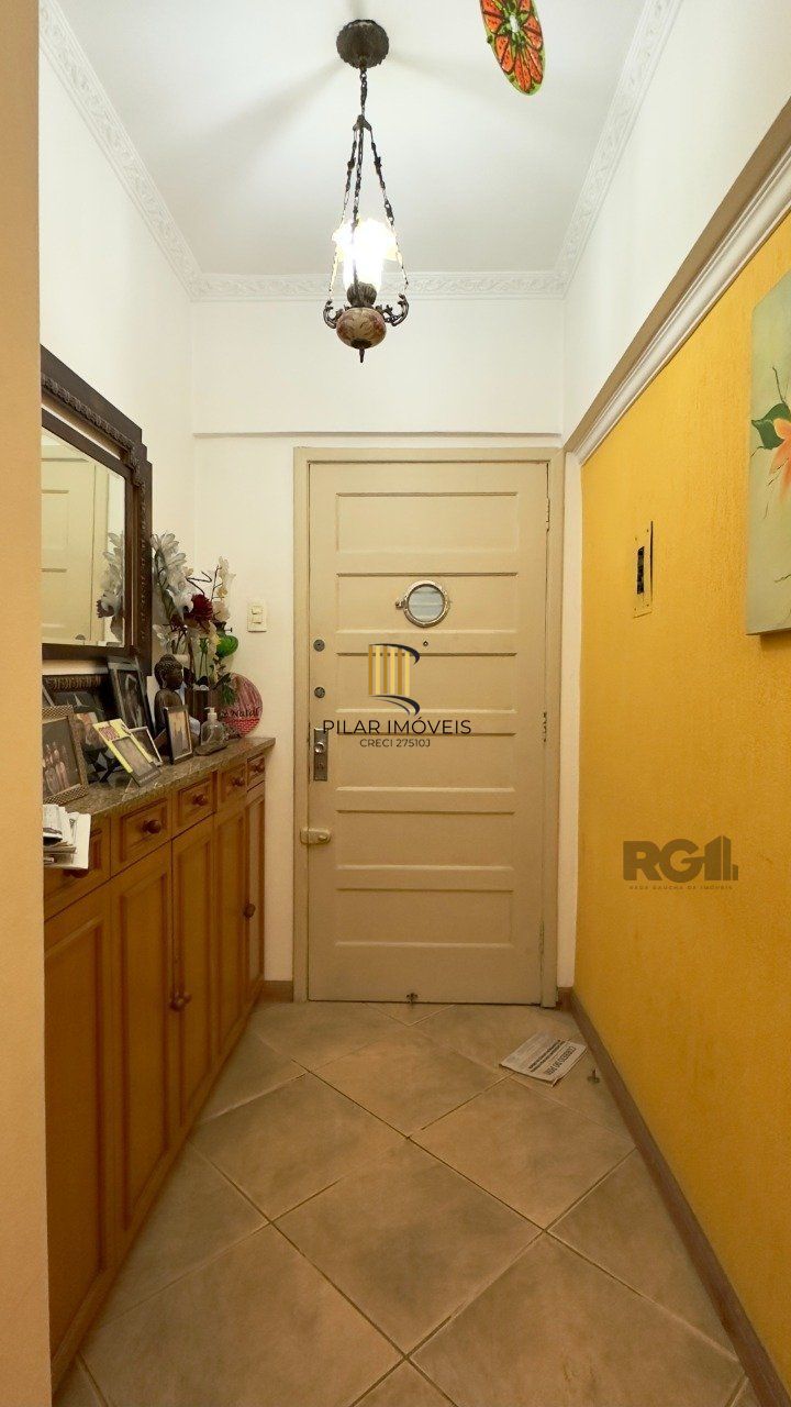 APARTAMENTO 3 DORMITÓRIOS DE 99M², COM SACADA, EM FRENTE À SANTA CASA NO CENTRO HISTÓRICO