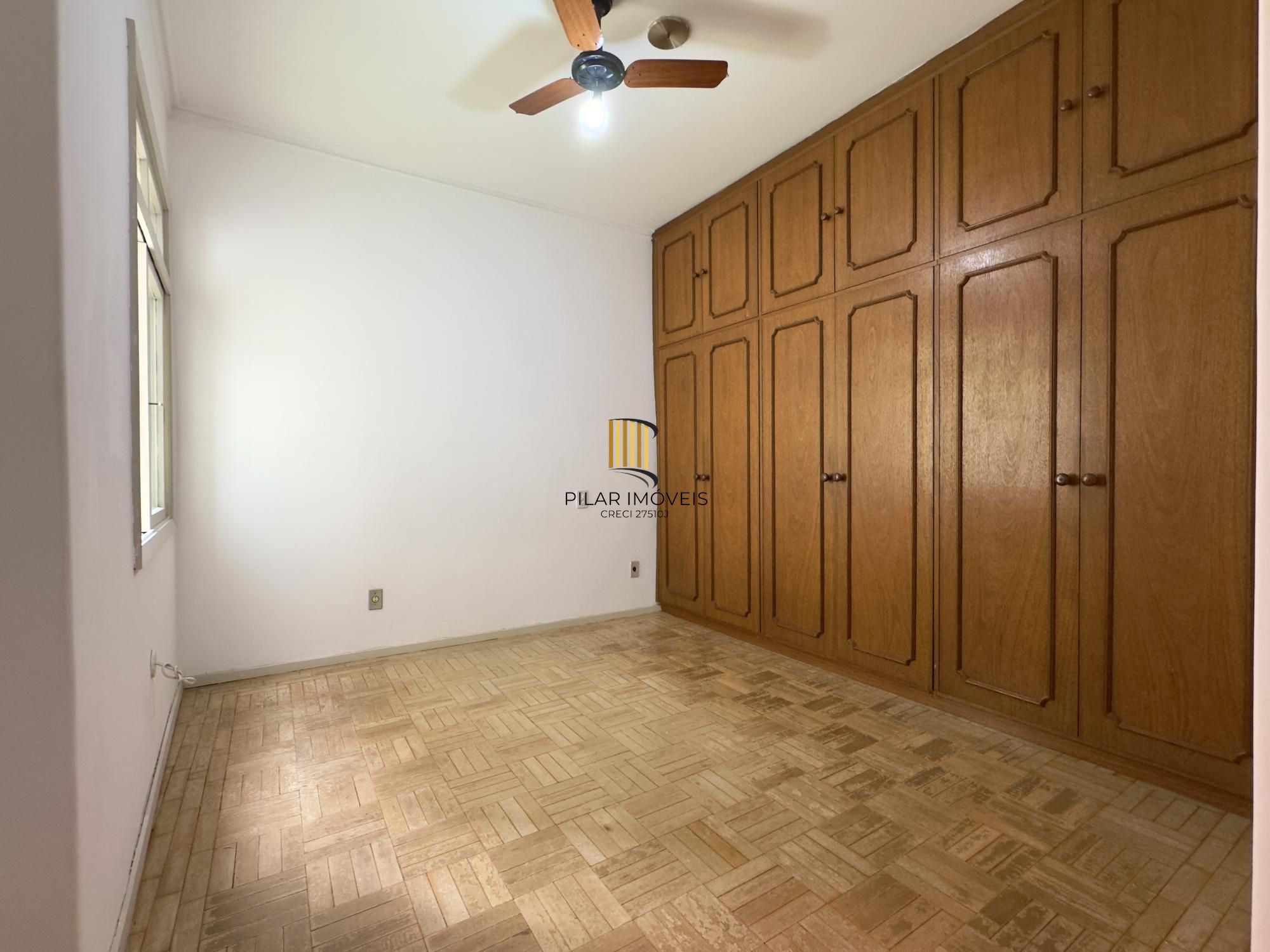 Apartamento 1 dormitório em andar alto, no coração do Centro Histórico