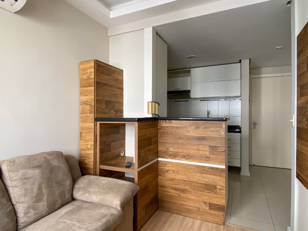 Apartamento completamente mobiliado em prédio com infra no Centro Histórico