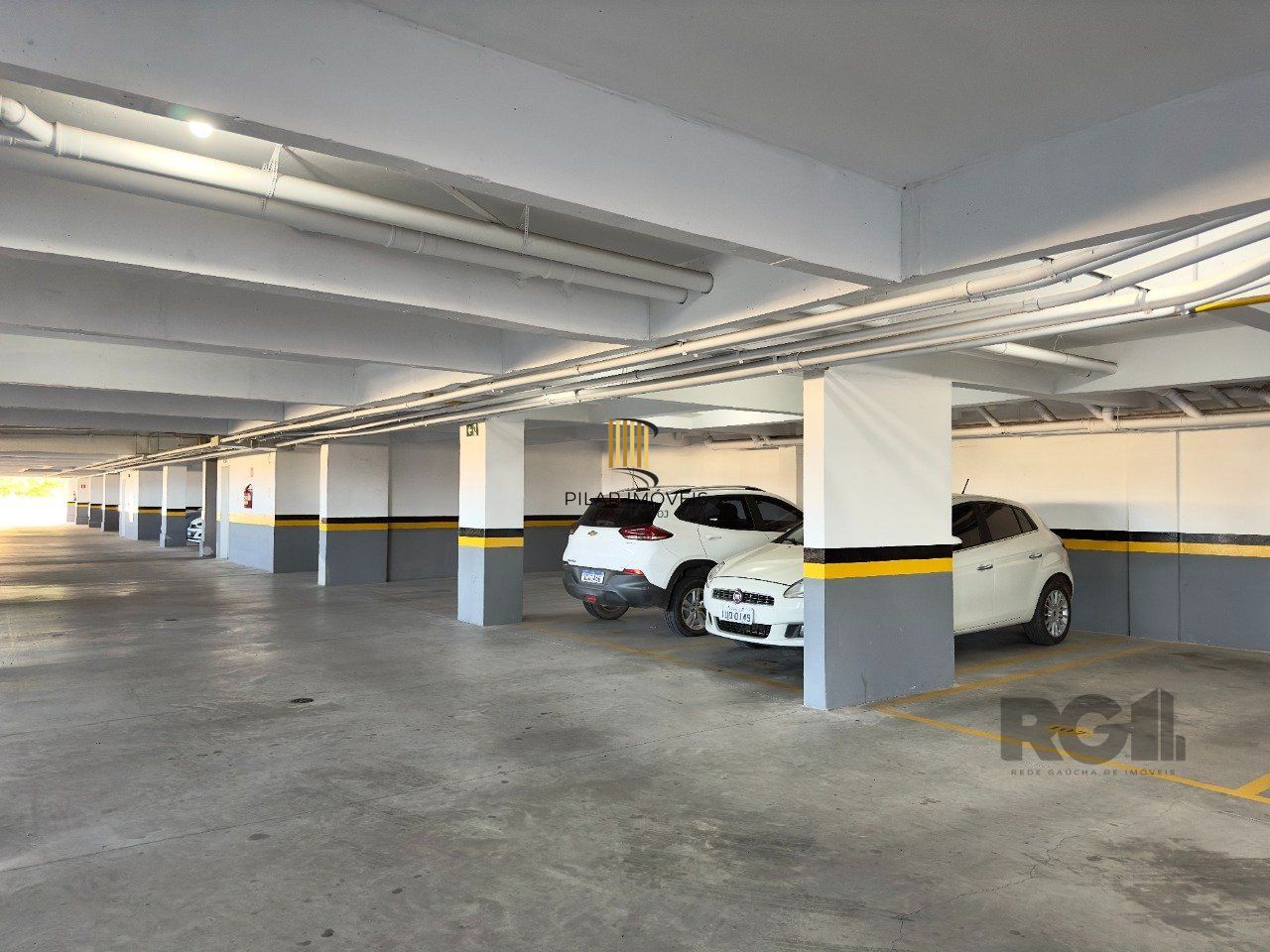 APARTAMENTO 2 DORMITÓRIOS COM SUÍTE E VAGA DE GARAGEM PRÓXIMO À PUCRS