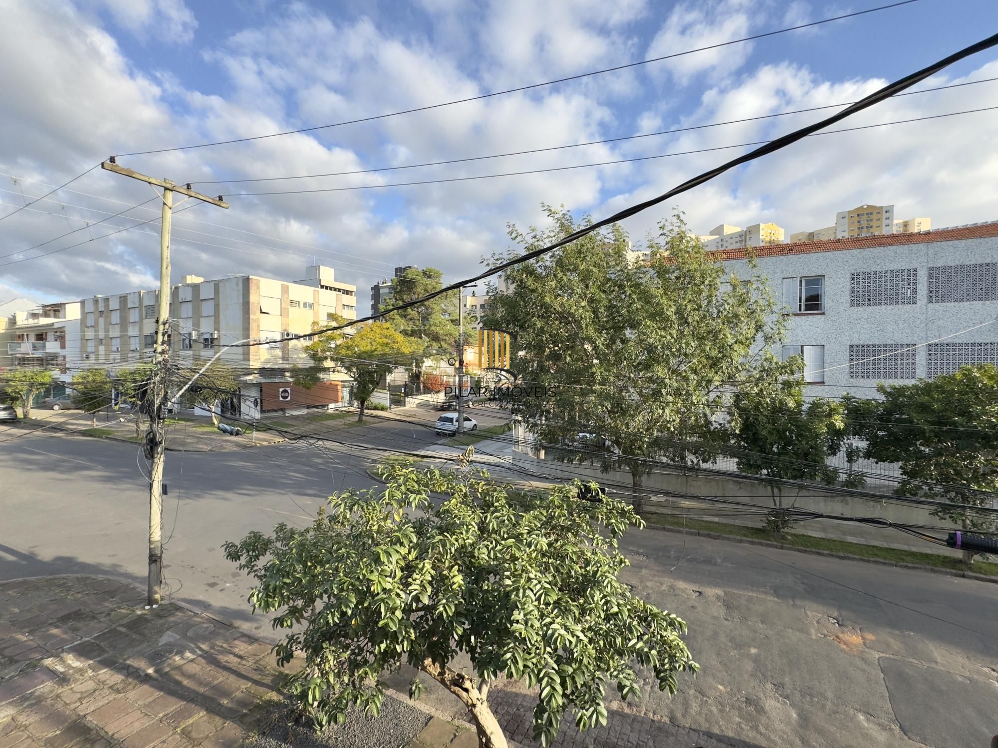 APARTAMENTO 3 DORMITÓRIO COM 2 BANHEIROS PRÓXIMO AO BOURBON IPIRANGA
