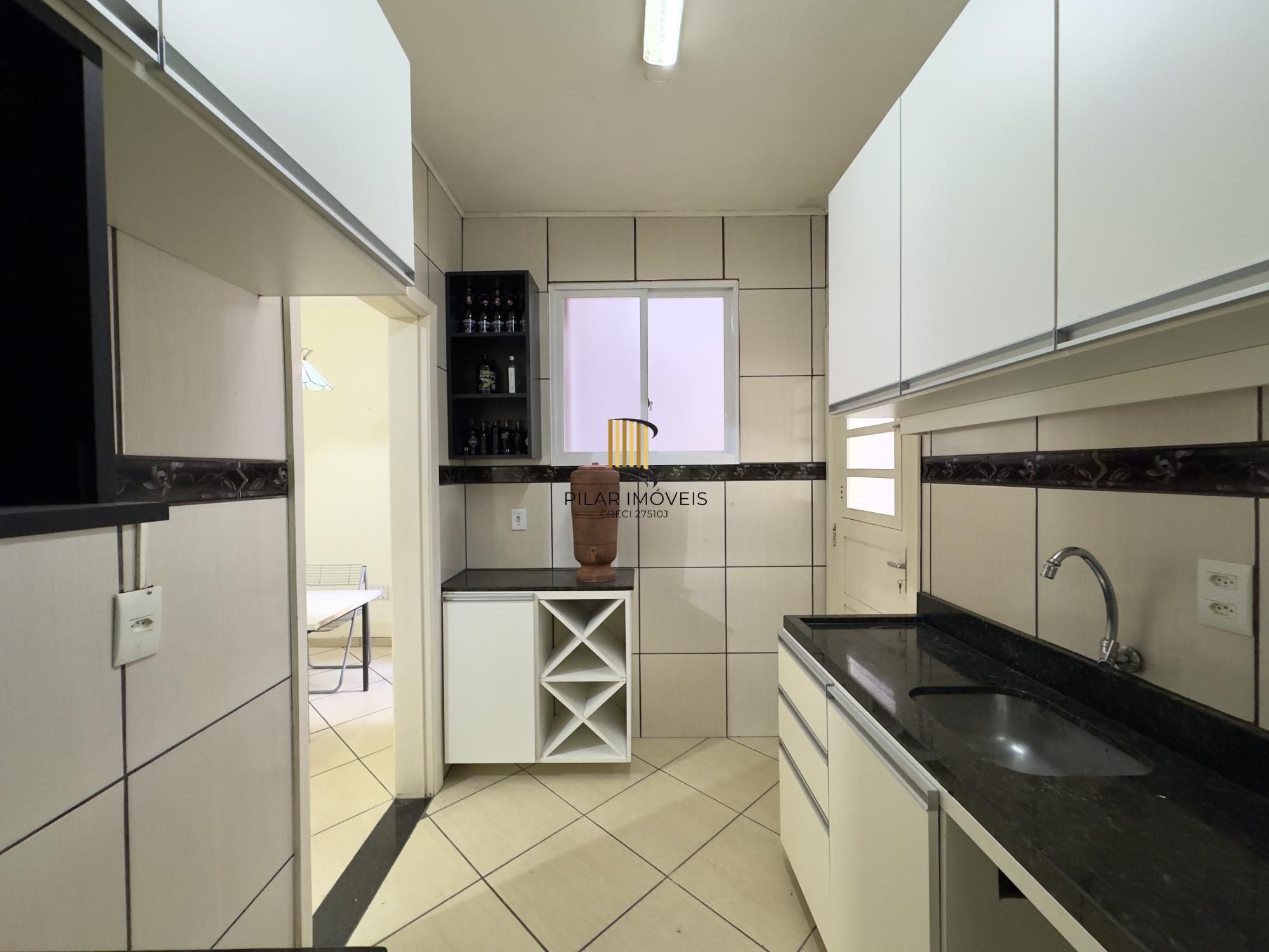 Apartamento 2 dormitórios, pronto para morar, próximo à Usina do Gasômetro