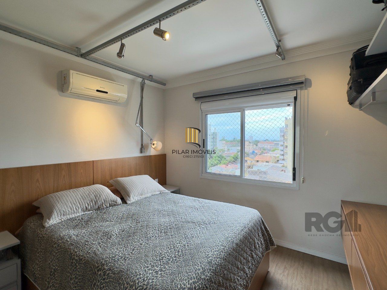 APARTAMENTO MOBILIADO COM PLANTA DIFERENCIADA E ÓTIMA LOCALIZAÇÃO