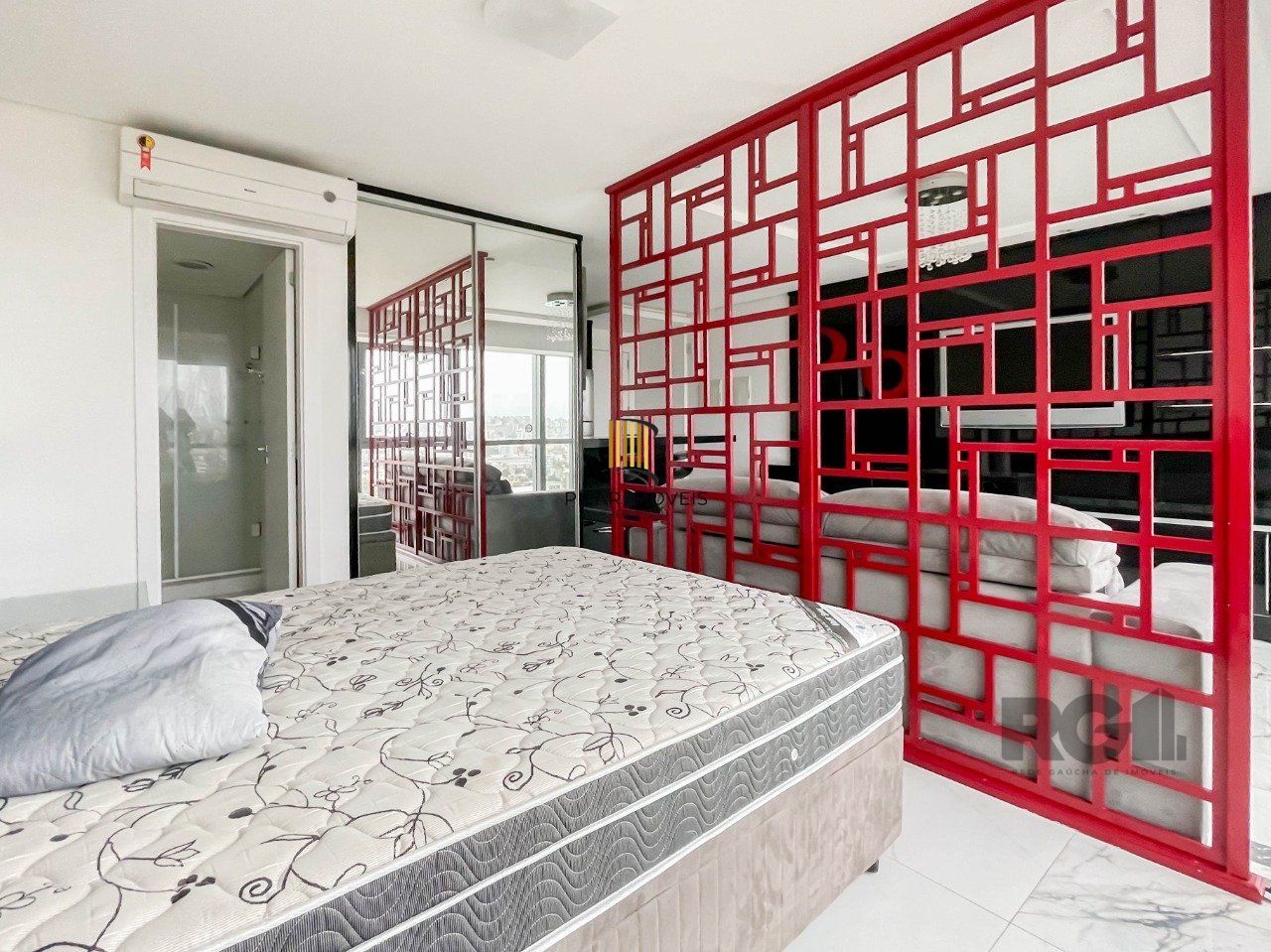 APARTAMENTO DE 38M² COM 1 DORMITÓRIO E 1 VAGA - BAIRRO PRAIA DE BELAS