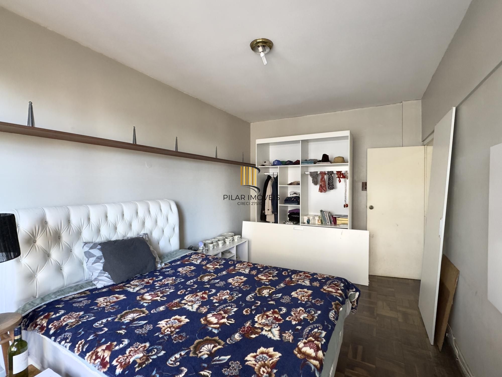 APARTAMENTO 3 DORMITÓRIOS COM LINDA VISTA DA CATEDRAL NO CENTRO HISTÓRICO