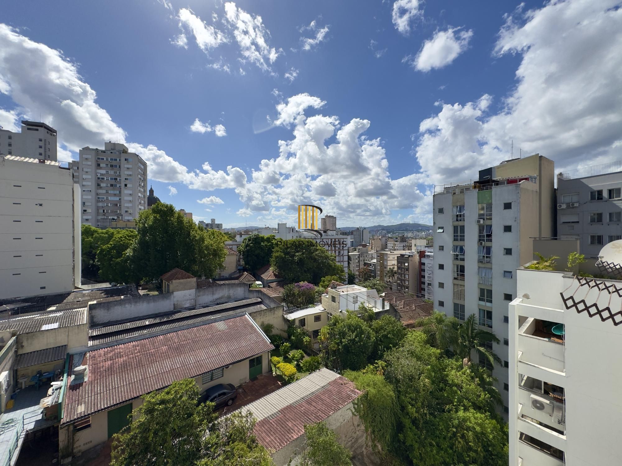 Apartamento de 1 dormitório, em andar alto, vista definida no Centro Histórico