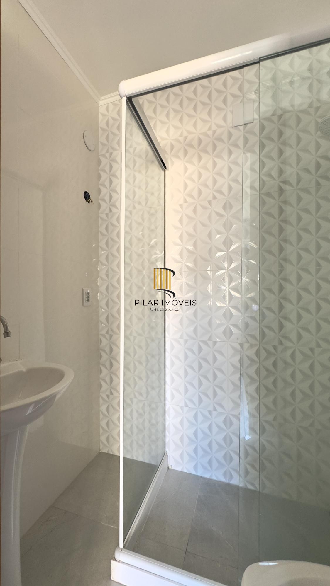 Apartamento 3 dormitórios, totalmente reformado, no coração do bairro Santana