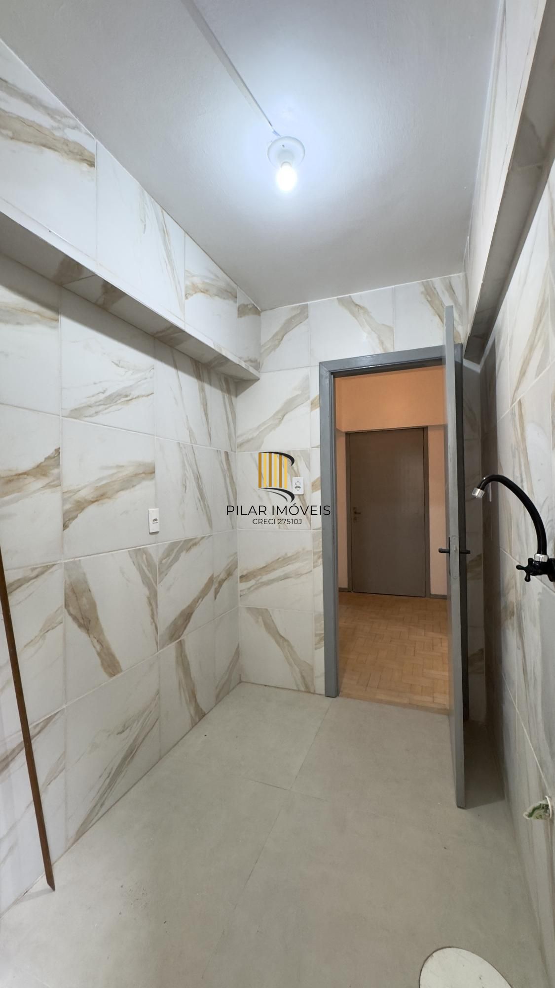 Apartamento 1 dormitório reformado no coração do Centro Histórico