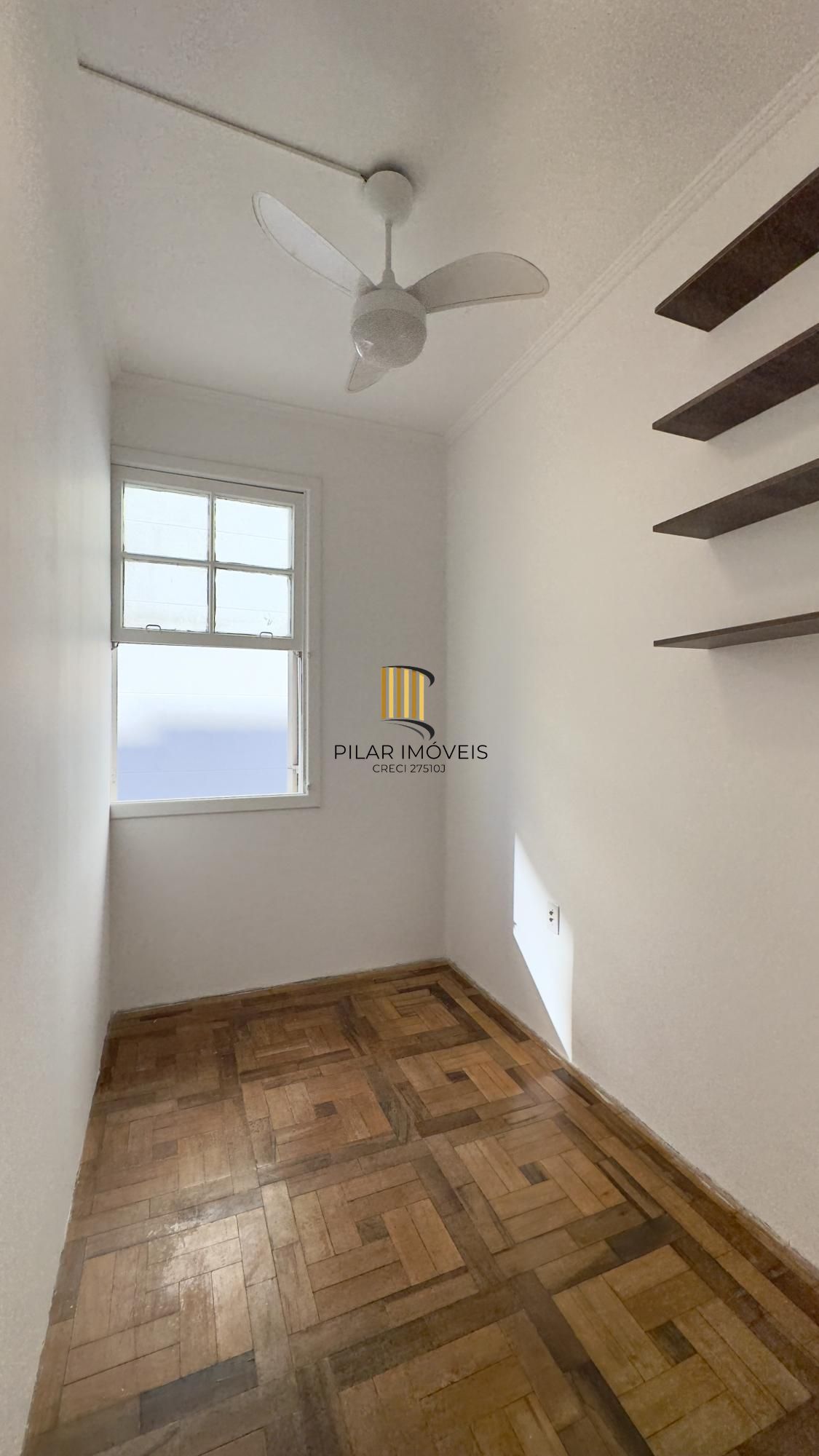 Apartamento reformado de 68m², 2 dormitórios no bairro Praia de Belas