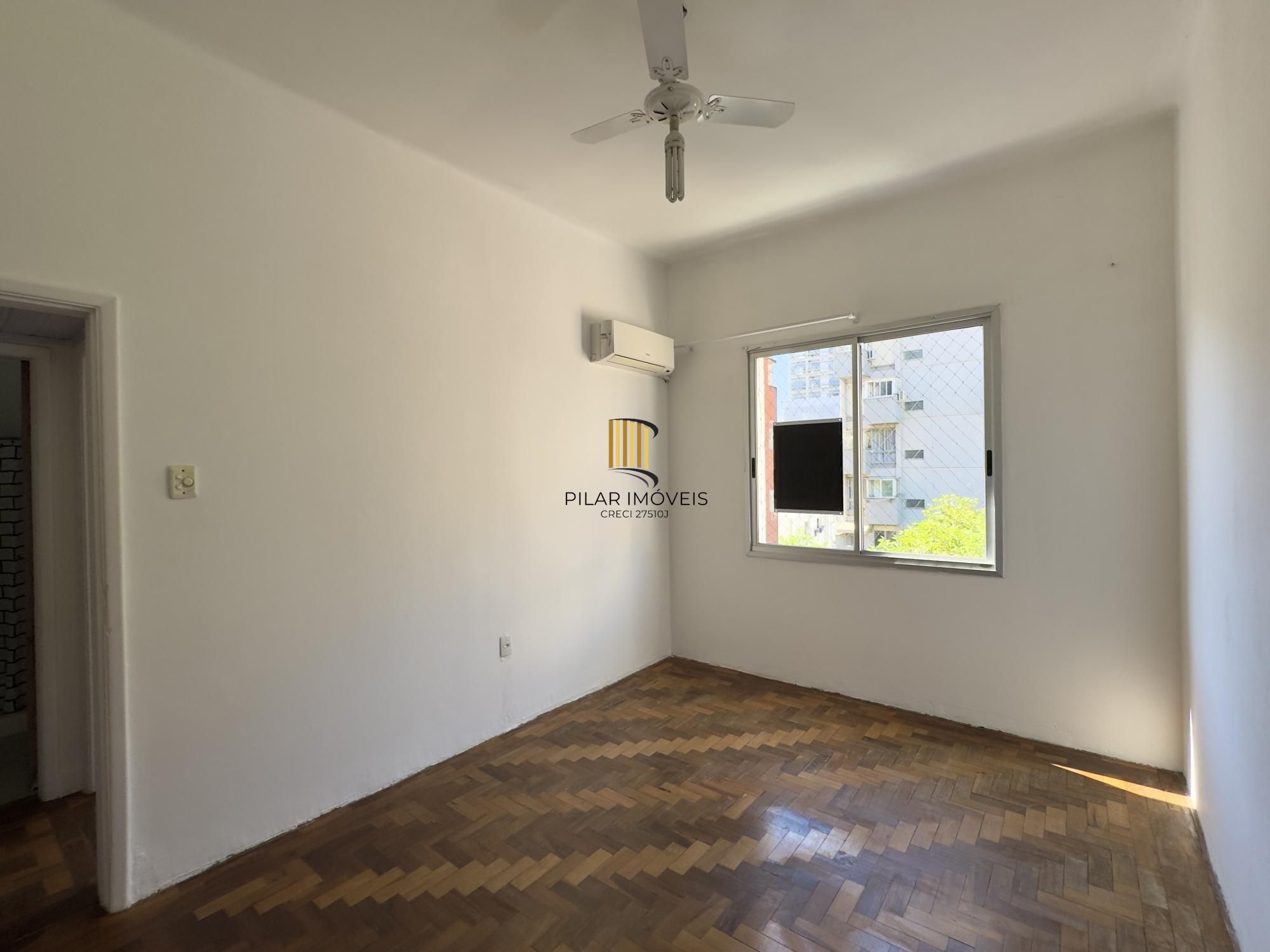 Apartamento 2 dormitórios super silencioso no Centro Histórico