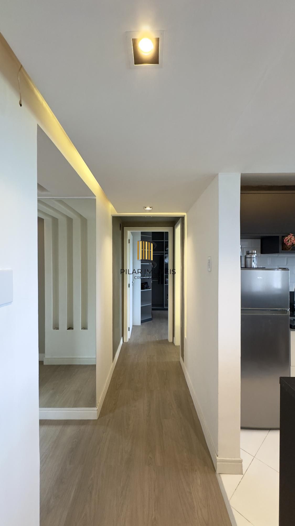 Apartamento reformado com vista definida, ótima localização no Centro Histórico