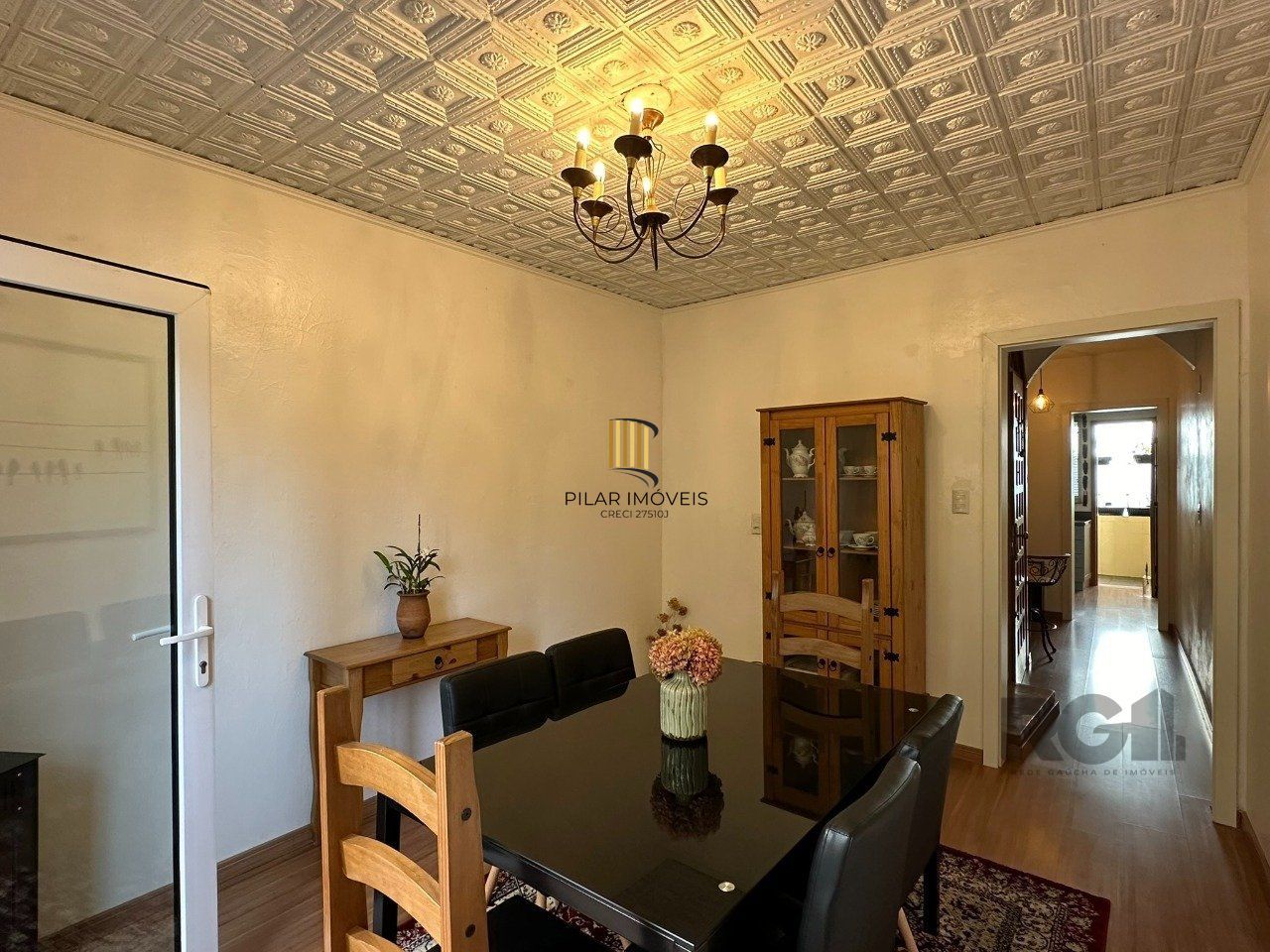 CASA TOTALMENTE REFORMADA EM ÓTIMA LOCALIZAÇÃO NO CENTRO HISTÓRICO