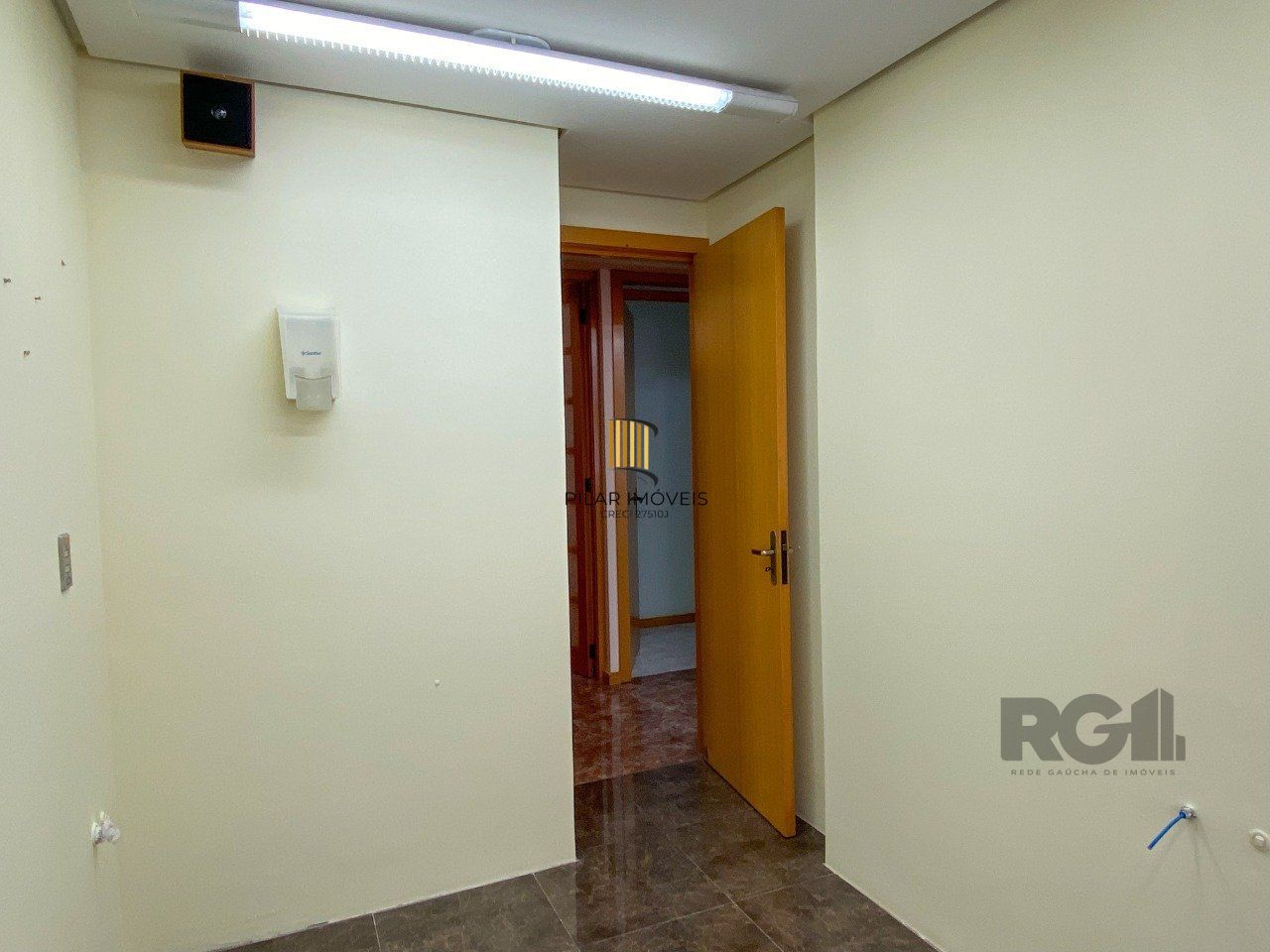 APARTAMENTO DE FRENTE  PRONTO PARA USO - CENTRO HISTÓRICO