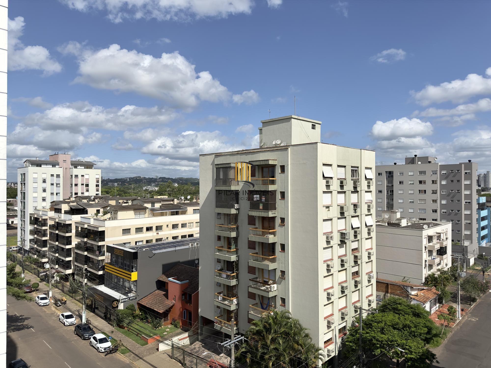 APARTAMENTO DE 2 DORMITÓRIOS, SENDO 1 SUÍTE E 2 VAGAS DE GARAGEM