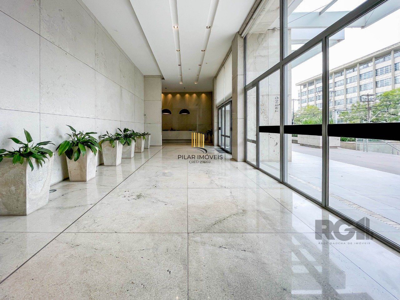 APARTAMENTO DE 38M² COM 1 DORMITÓRIO E 1 VAGA - BAIRRO PRAIA DE BELAS