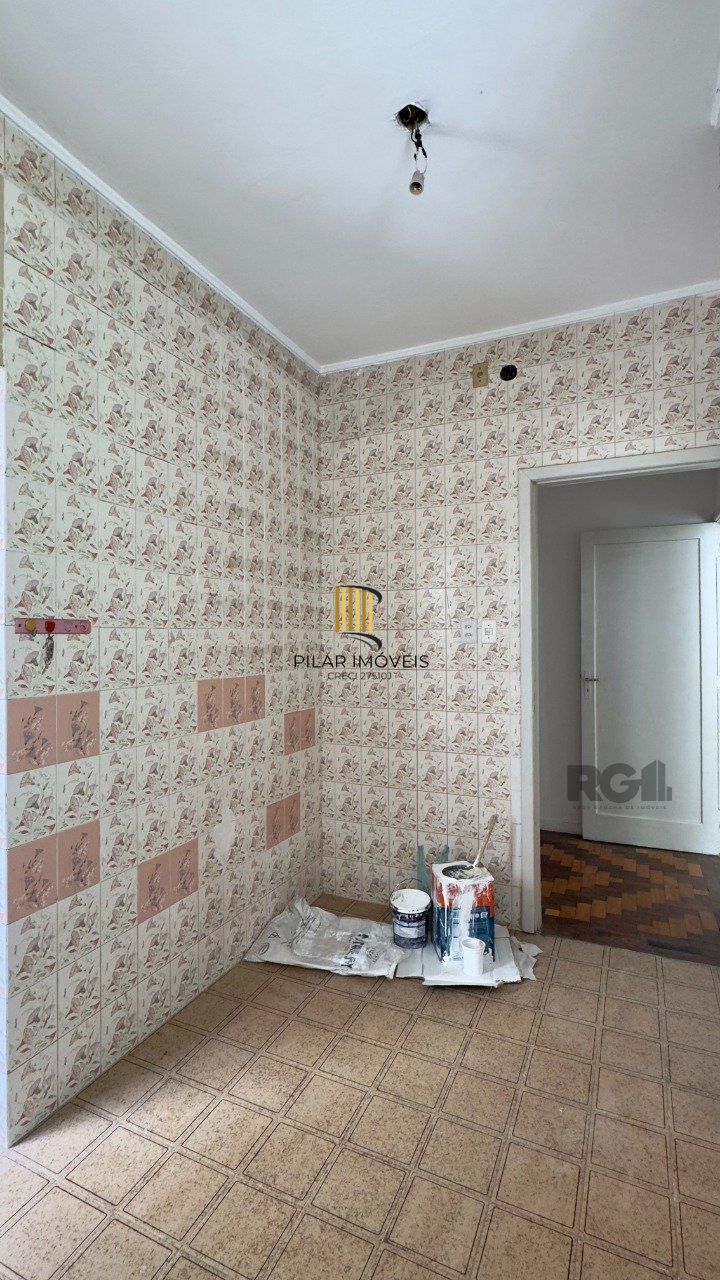 APARTAMENTO 2 DORMITÓRIOS AMPLO NO CENTRO HISTÓRICO