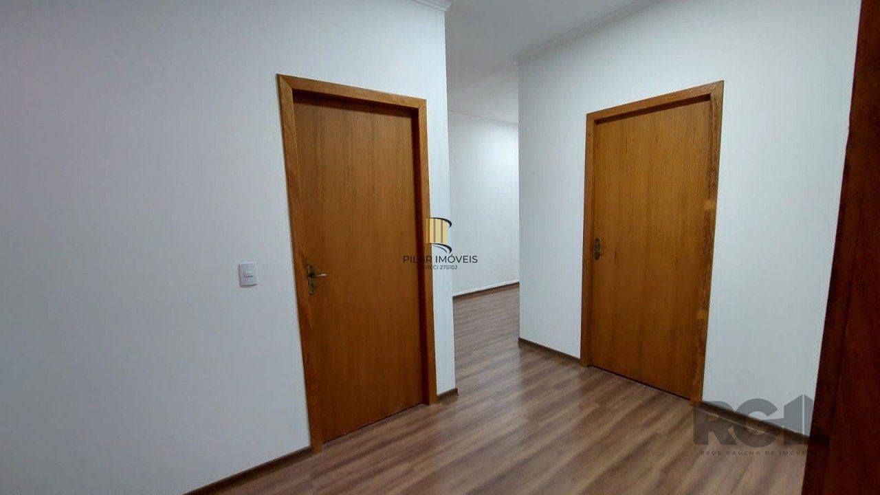 Apartarmento amplo 2 dormitórios em região comercial no Centro Histórico