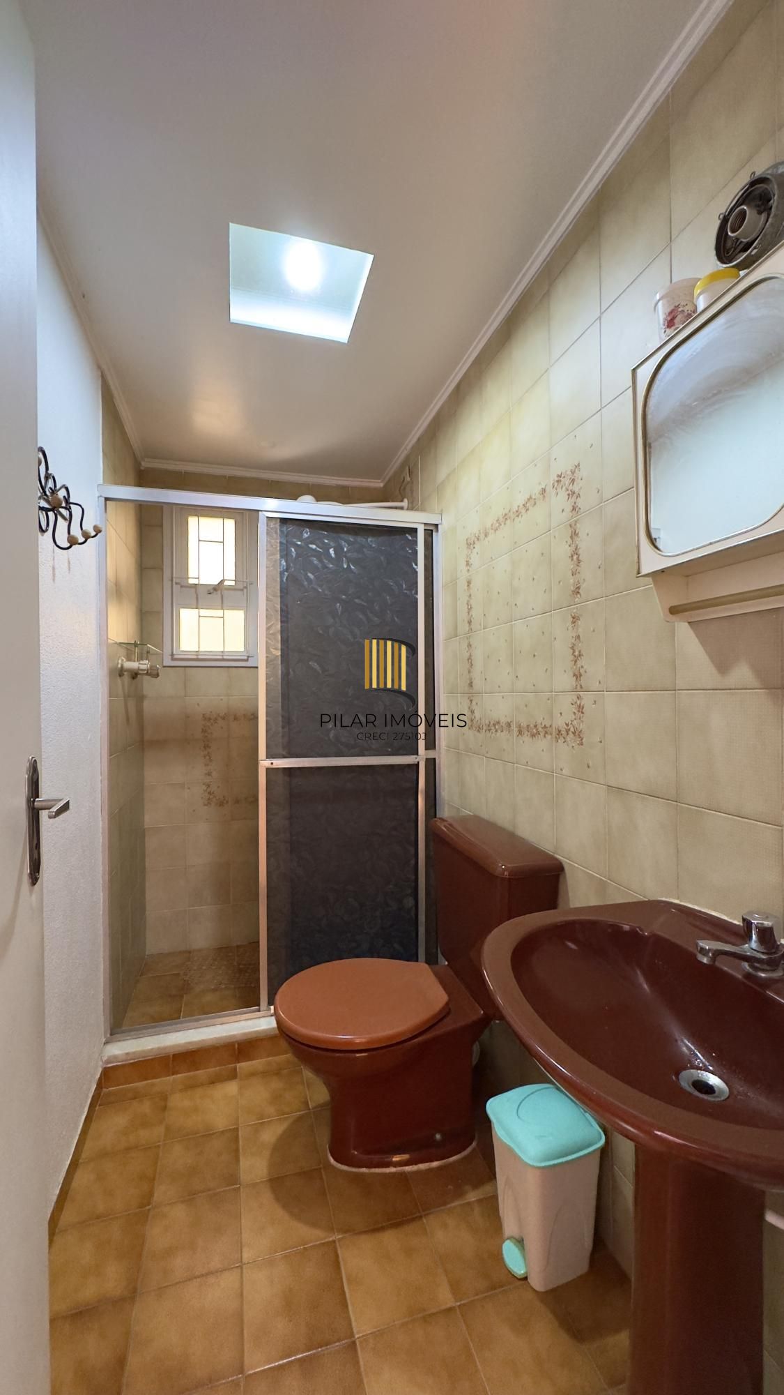 Apartamento 2 dormitório ensolarado e póximo ao Carrefour no bairro Partenon