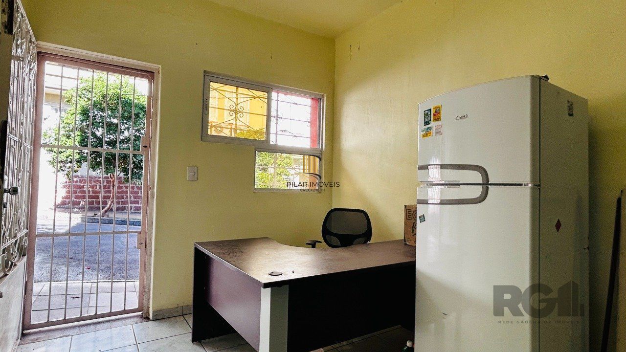 Sobrado 2 dormitórios no bairro Centro Histórico