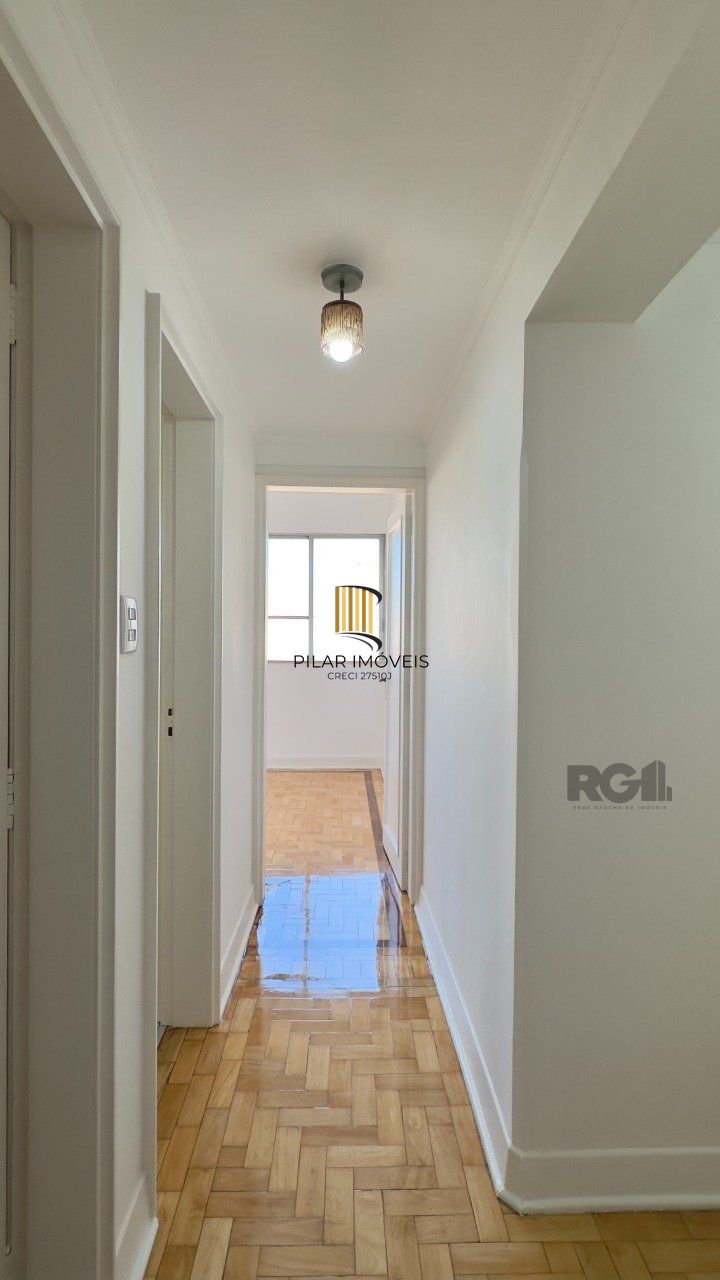 SUPER APARTAMENTO REFORMADO DE 3 DORMITÓRIOS EM ÓTIMA LOCALIZAÇÃO NA DUQUE