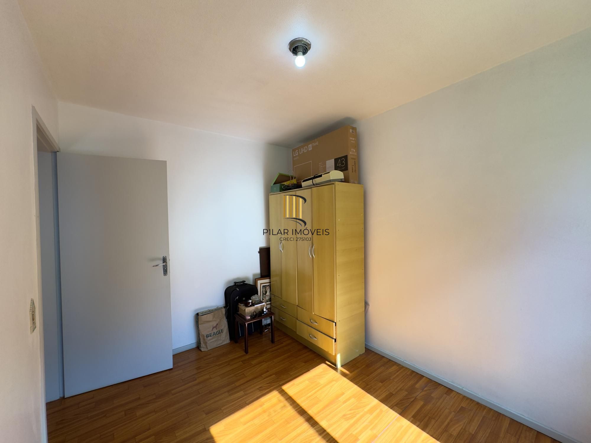 Apartamento 2 dormitório ensolarado e póximo ao Carrefour no bairro Partenon