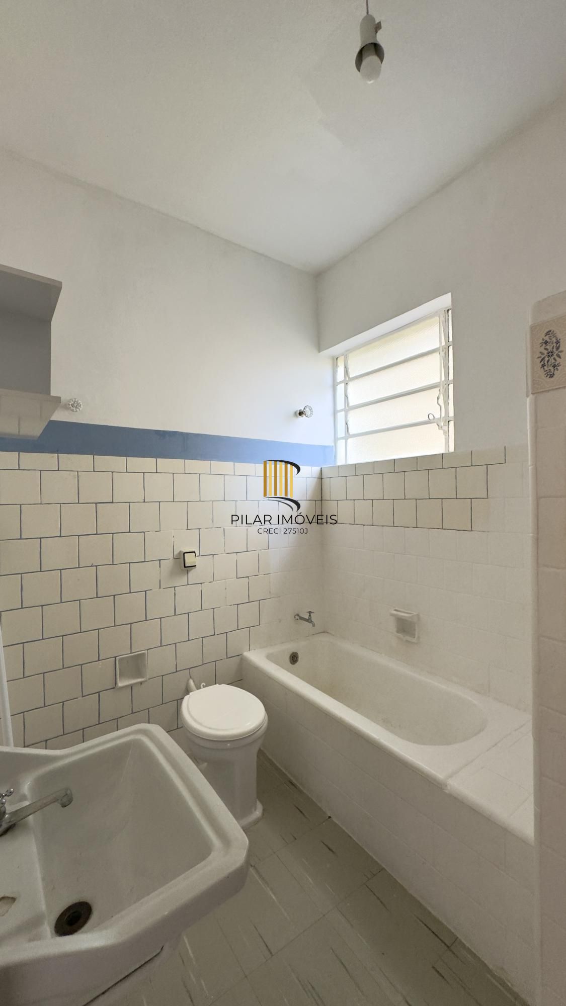 Apartamento 2 dormitórios super silencioso no Centro Histórico