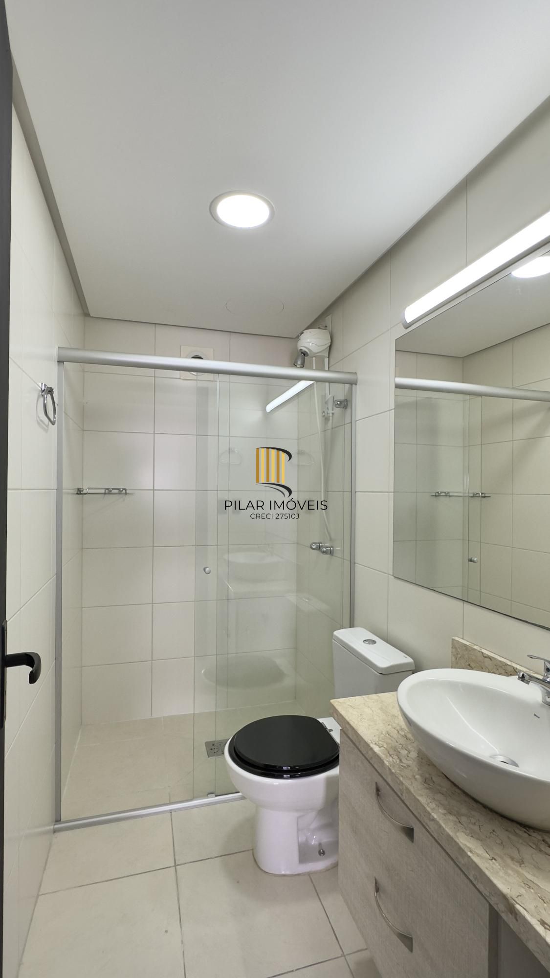 APARTAMENTO DE 2 DORMITÓRIOS, SENDO 1 SUÍTE E 2 VAGAS DE GARAGEM