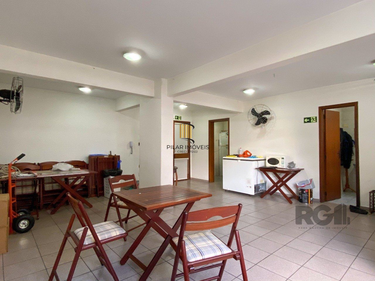 APARTAMENTO 1 DORMITÓRIO COM CHURRASQUEIRA E GARAGEM NO CENTRO HISTÓRICO