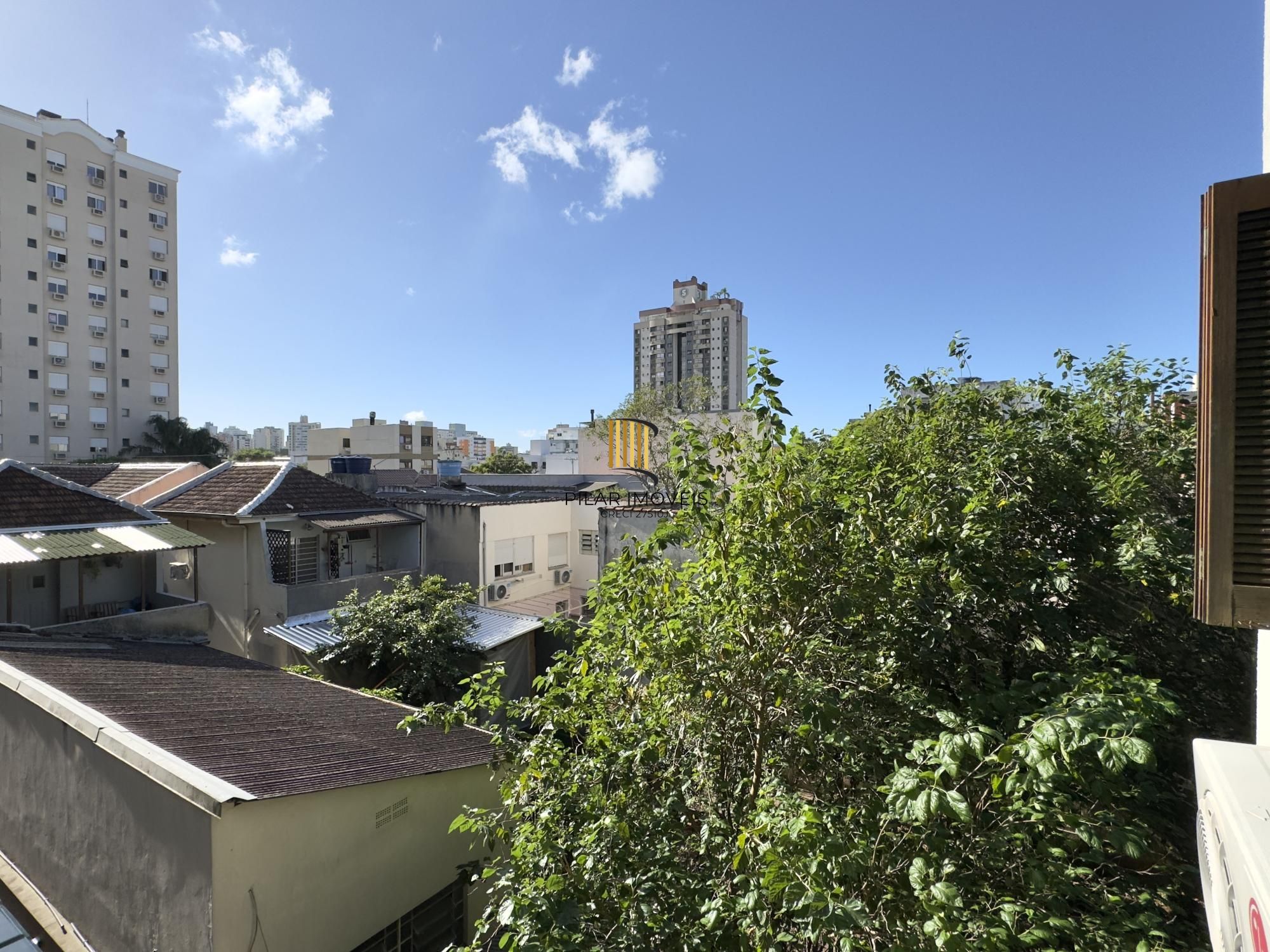 APARTAMENTO 1 DORMITÓRIO COM VAGA DE GARAGEM NO BAIRRO SANTANA