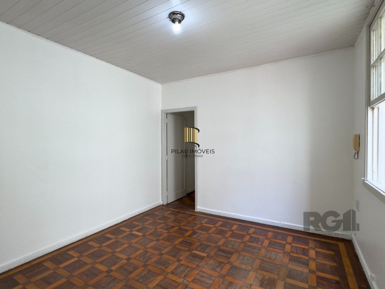 APARTAMENTO 2 DORMITÓRIOS AMPLO NO CENTRO HISTÓRICO