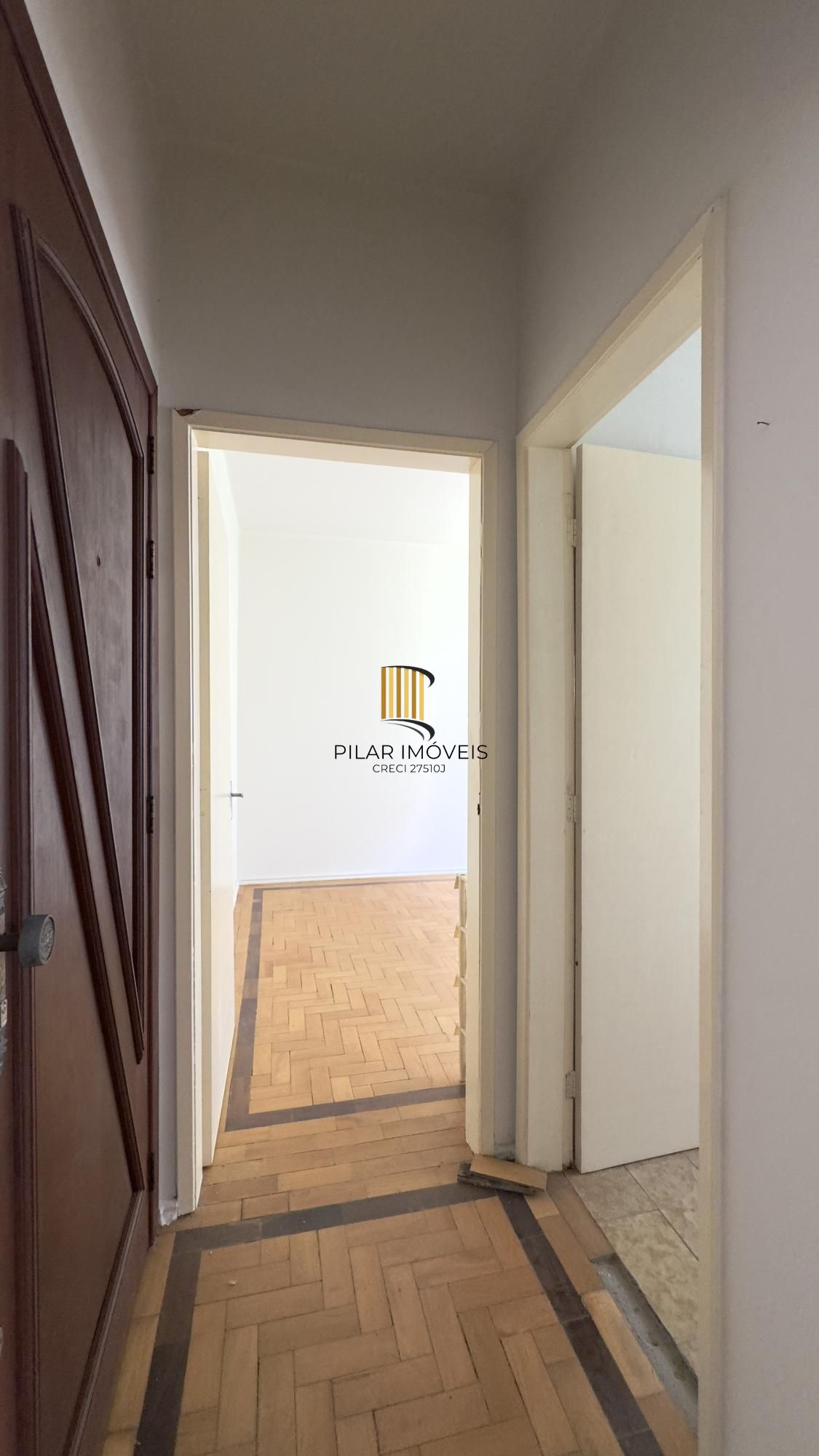 Apartamento 1 dormitório amplo, com excelente localização no Menino Deus